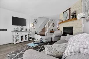 8190 S Fillmore Cir, Centennial, CO 80122 - Photo 6