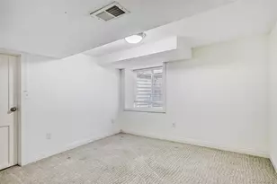 860 S Vine St, Denver, CO 80209 - Photo 30