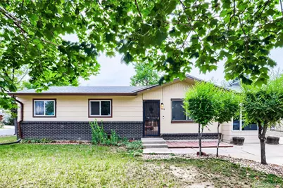 904 S Macon Street, Aurora, CO 80012 - Photo 1