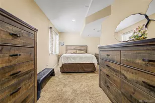 24782 E Wyoming Cir, Aurora, CO 80018 - Photo 32