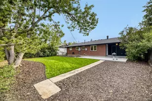 1364 S Poplar St, Denver, CO 80224 - Photo 28