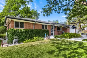 12142 W 60th Pl, Arvada, CO 80004 - Photo 2