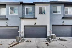 7346 W Asbury Dr, Denver, CO 80227 - Photo 32