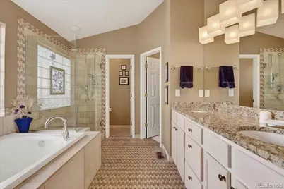 10871 W Dumbarton Place, Littleton, CO 80127 - Photo 16