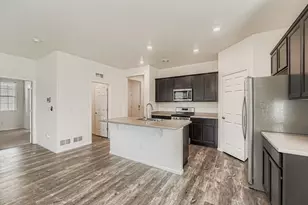 6255 N Gibralter Ct, Aurora, CO 80019 - Photo 4