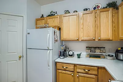 12196 E 2nd Drive, Aurora, CO 80011 - Photo 10