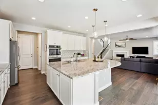 8102 Adams Fork Ave, Littleton, CO 80125 - Photo 8