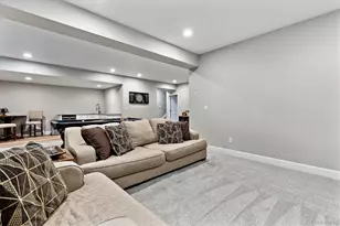 8102 Adams Fork Ave, Littleton, CO 80125 - Photo 32