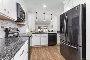 7161 S Vine Circle, Centennial, CO 80122 - Photo 2
