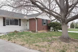 3091 S Holly Pl, Denver, CO 80222 - Photo 2