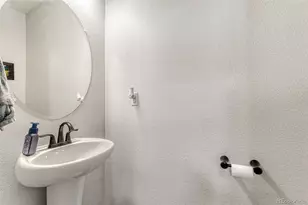 26168 E Maple Dr, Aurora, CO 80018 - Photo 14