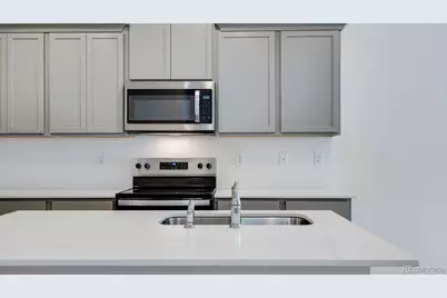 18792 E 99th Avenue, Commerce City, CO 80022 - Photo 6