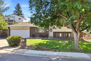 1736 S Olathe St, Aurora, CO 80017 - Photo 2