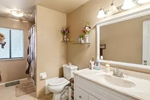 1736 S Olathe St, Aurora, CO 80017 - Photo 8
