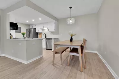 906 S Walden Street #104, Aurora, CO 80017 - Photo 6