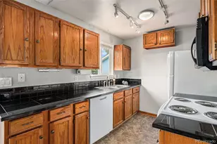 17423 E Chenango Dr, Aurora, CO 80015 - Photo 8