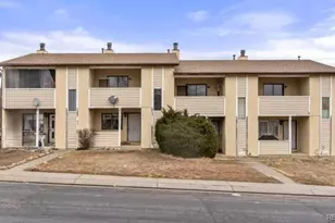 2305 Split Rock Dr, Colorado Springs, CO 80919 - Photo 2