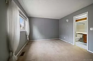 19930 E Brown Pl, Aurora, CO 80013 - Photo 16