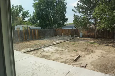 5527 Chandler Court, Denver, CO 80239 - Photo 34