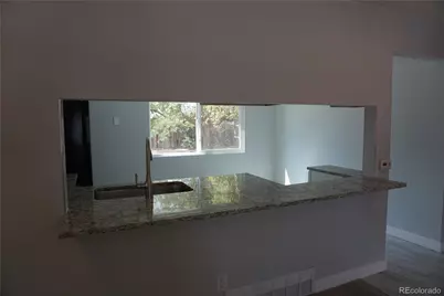 5527 Chandler Court, Denver, CO 80239 - Photo 8