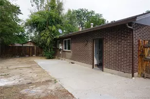 5527 Chandler Ct, Denver, CO 80239 - Photo 40