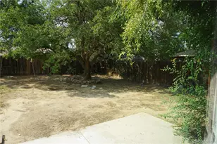 5527 Chandler Ct, Denver, CO 80239 - Photo 36
