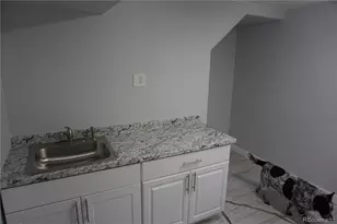 5527 Chandler Ct, Denver, CO 80239 - Photo 32