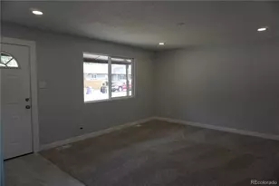 5527 Chandler Ct, Denver, CO 80239 - Photo 6