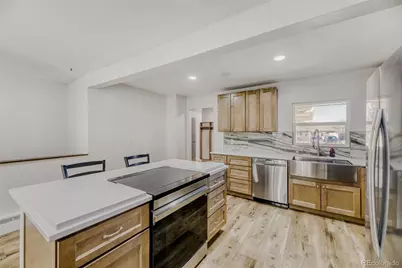 1147 S Kendall Court, Lakewood, CO 80232 - Photo 6