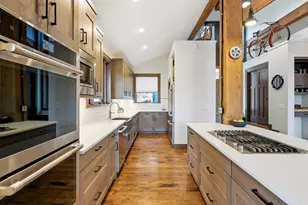 980 Twisted Pine Rd, Golden, CO 80401 - Photo 10