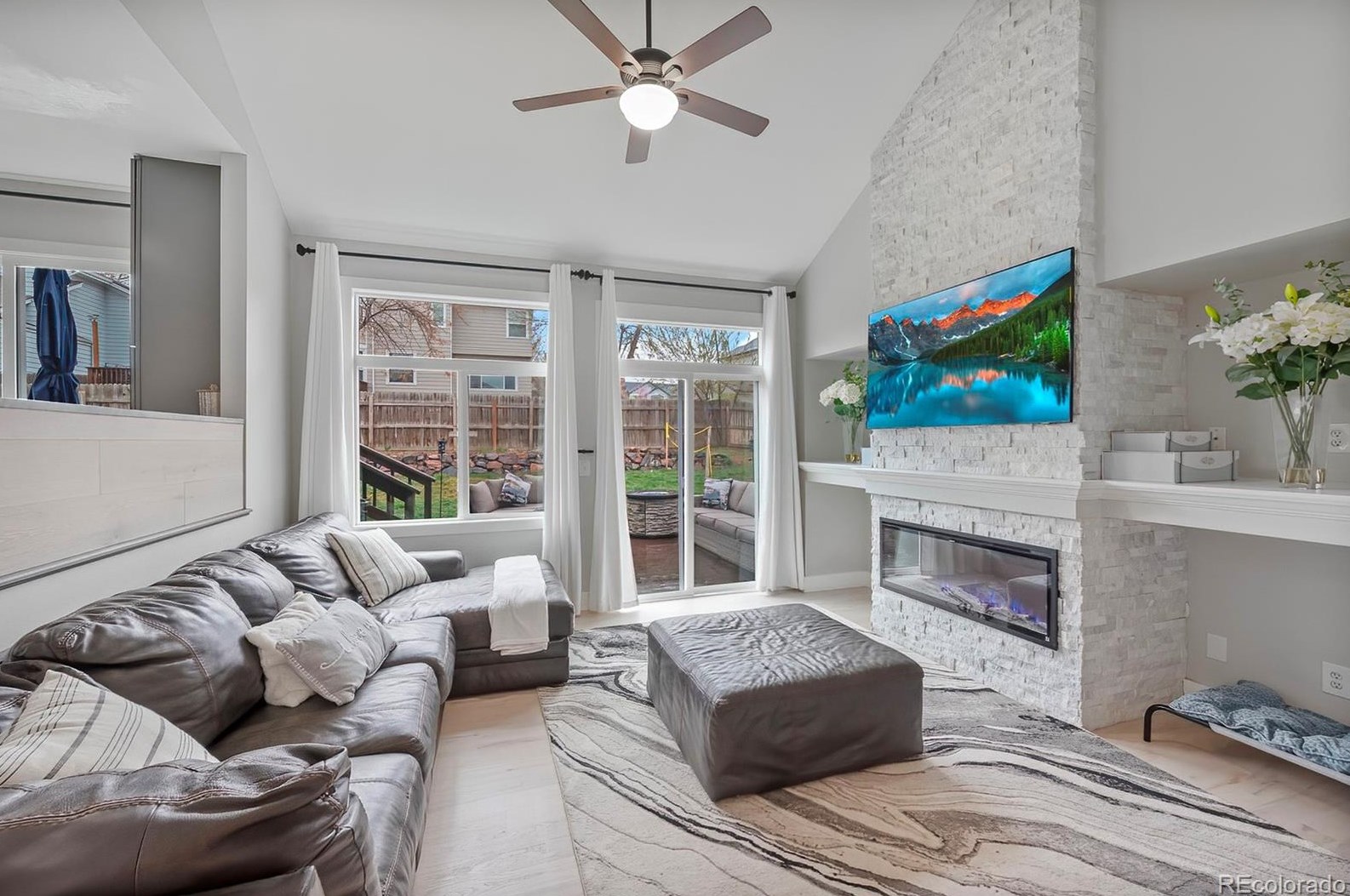 19334 Prentice Pl, Denver CO  80015-3716 exterior