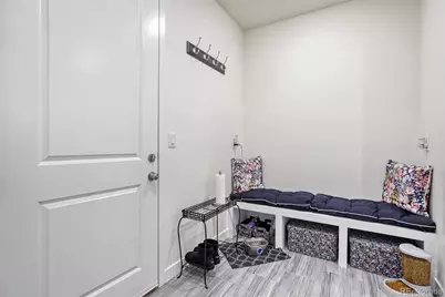 8901 S Ukraine Court, Aurora, CO 80016 - Photo 30