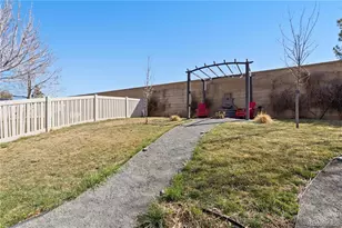 10818 Dayton Way, Commerce City, CO 80640 - Photo 18