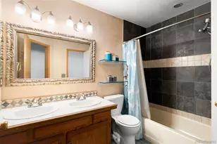11995 E Kepner Dr, Aurora, CO 80012 - Photo 16