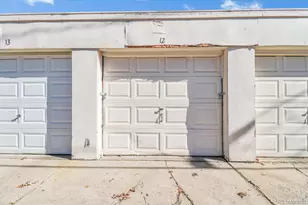 10225 E 14th Ave, Aurora, CO 80010 - Photo 30