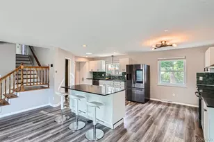 365 Titan St, Aurora, CO 80011 - Photo 8