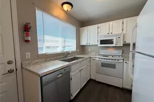 862 Summer Dr, Highlands Ranch, CO 80126 - Photo 6