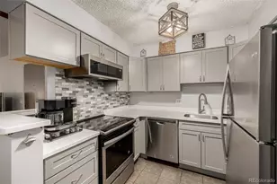 11905 E Harvard Ave, Aurora, CO 80014 - Photo 22