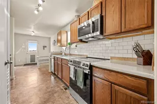 2804 Rose Hill St, Strasburg, CO 80136 - Photo 2