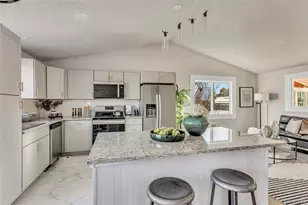 5026 S Dunkirk Way, Centennial, CO 80015 - Photo 4