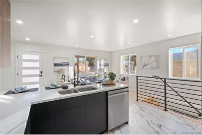 3021 Locust Street, Denver, CO 80207 - Photo 10