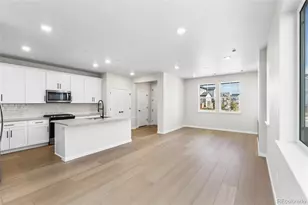 6237 N Nepal St, Aurora, CO 80019 - Photo 4