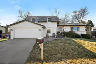 7197 S Fairfax Ct, Centennial, CO 80122 - Photo 2