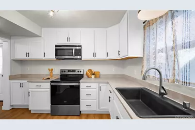 428 E St Vrain, Colorado Springs, CO 80903 - Photo 18