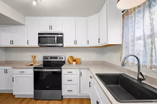 428 E St Vrain, Colorado Springs, CO 80903 - Photo 18