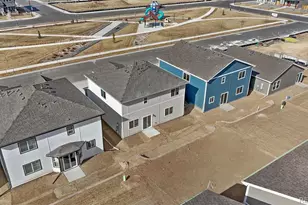 736 N Carrie Ct, Watkins, CO 80137 - Photo 32