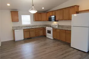 3232 W Custer Pl, Denver, CO 80219 - Photo 4