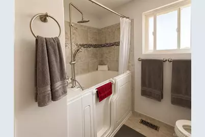 614 E Geddes Avenue, Centennial, CO 80122 - Photo 12