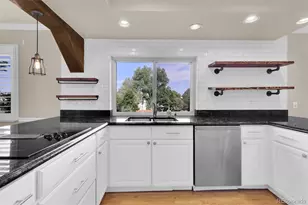 5622 E Weaver Cir, Centennial, CO 80111 - Photo 8