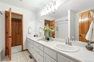 6273 McIntyre Ct, Golden, CO 80403 - Photo 34
